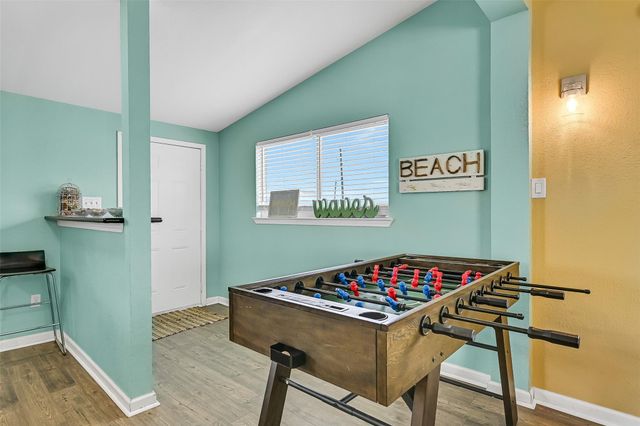 21423 Gulf Drive, Galveston, TX 77554