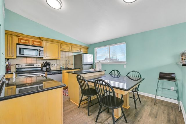 21423 Gulf Drive, Galveston, TX 77554