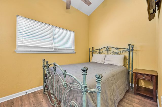 21423 Gulf Drive, Galveston, TX 77554