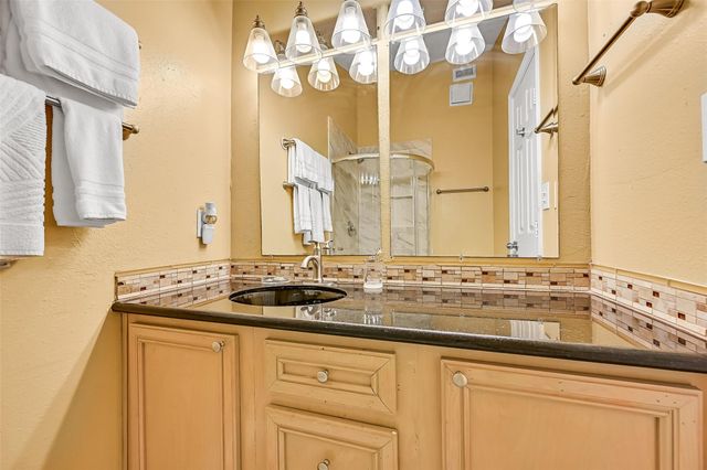 21423 Gulf Drive, Galveston, TX 77554