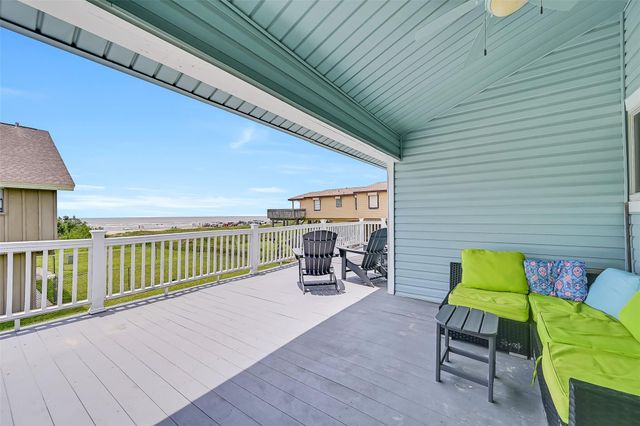 21423 Gulf Drive, Galveston, TX 77554