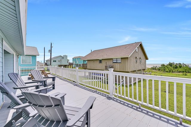 21423 Gulf Drive, Galveston, TX 77554