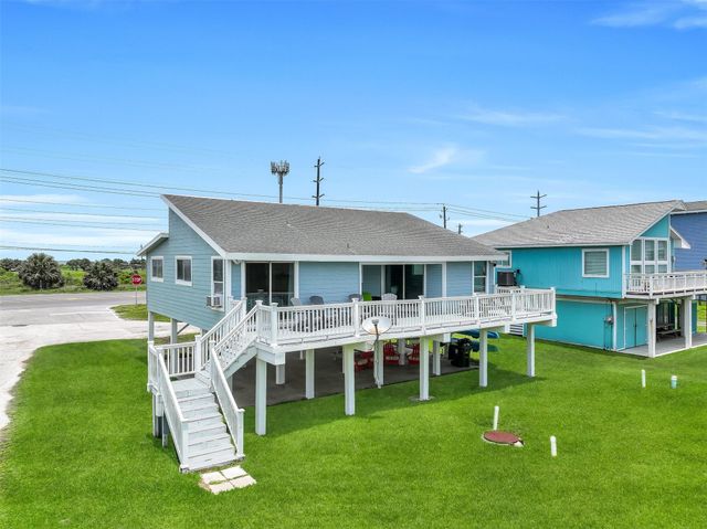 21423 Gulf Drive, Galveston, TX 77554
