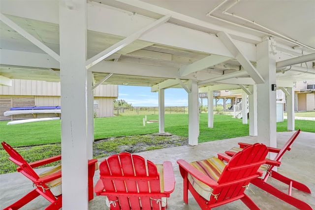 21423 Gulf Drive, Galveston, TX 77554