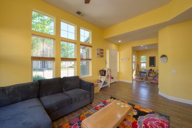 9337 Vintner Cir, Patterson, CA 95363