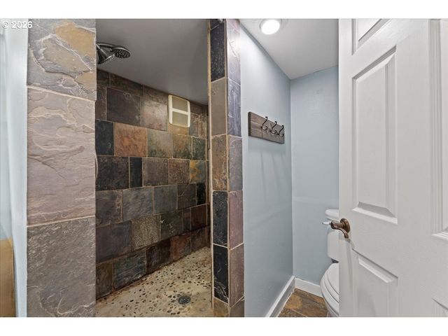 1705 N TERRY St, Portland, OR 97217
