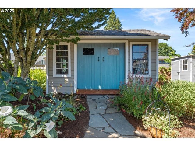 1705 N TERRY St, Portland, OR 97217