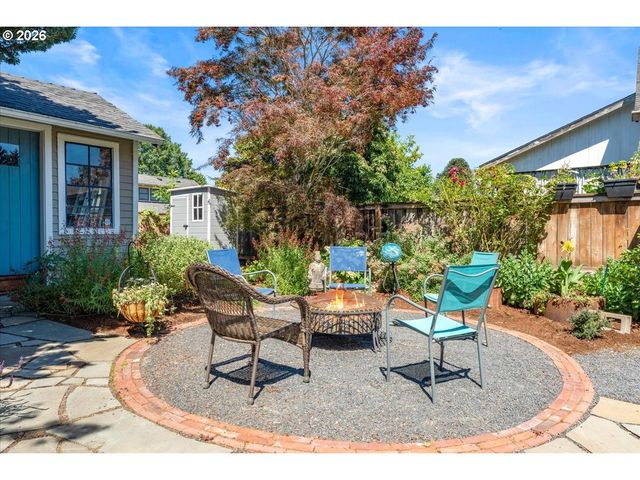 1705 N TERRY St, Portland, OR 97217