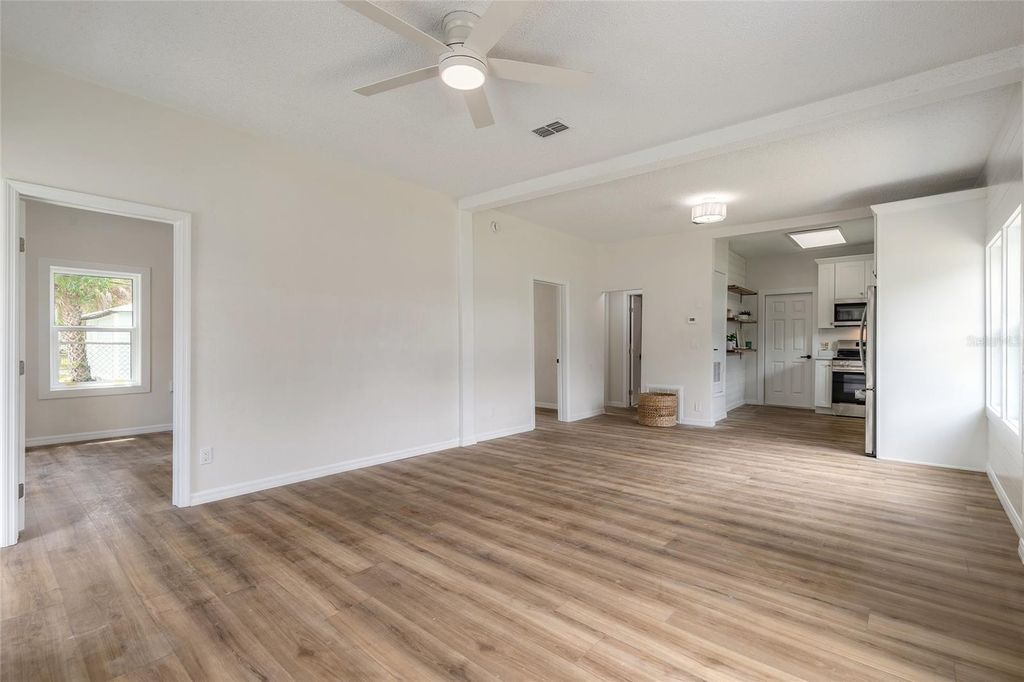 Image 20 of property listing at 306 SHELDON STREET, New Smyrna Beach, FL 32168