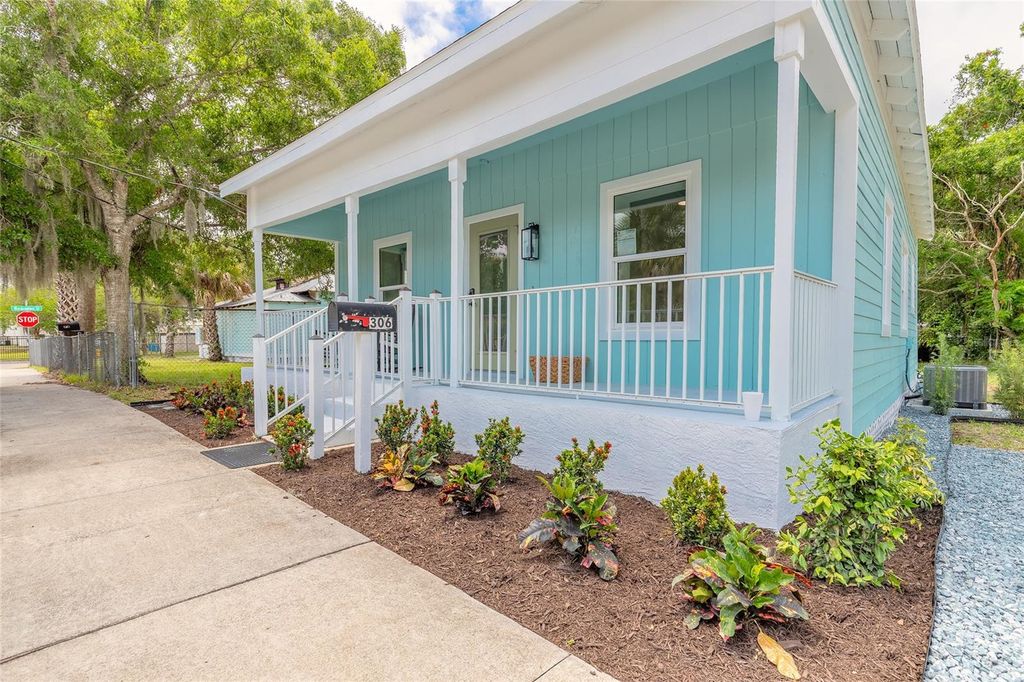 Image 3 of property listing at 306 SHELDON STREET, New Smyrna Beach, FL 32168