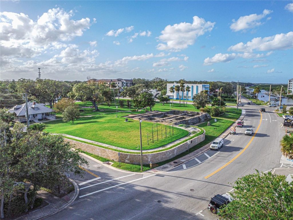 Image 40 of property listing at 306 SHELDON STREET, New Smyrna Beach, FL 32168