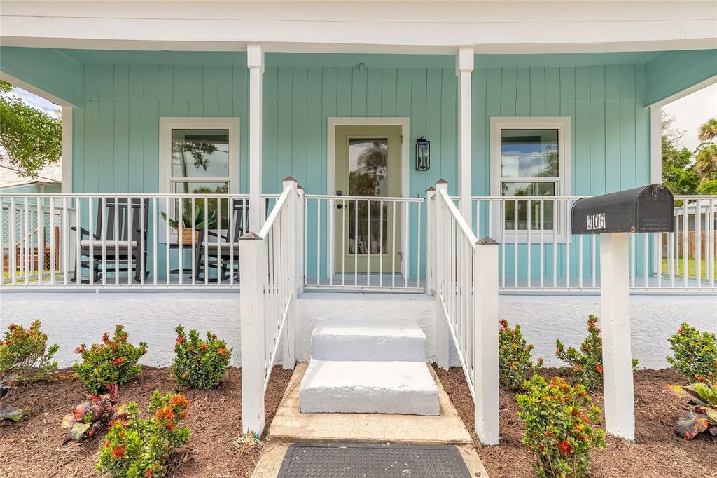 Image 5 of property listing at 306 SHELDON STREET, New Smyrna Beach, FL 32168