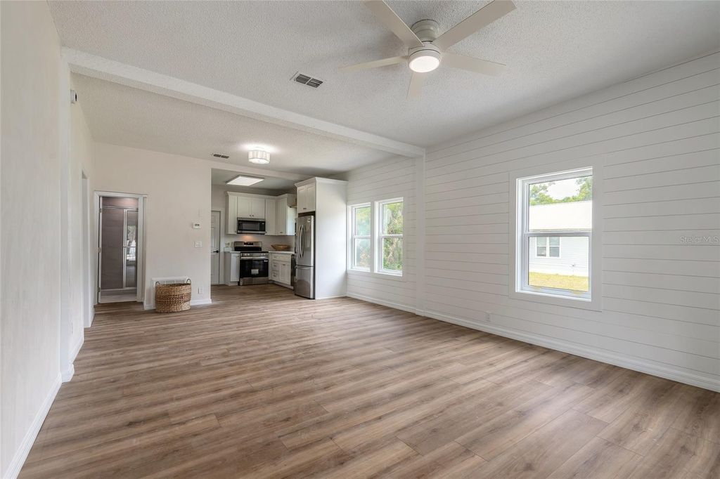 Image 9 of property listing at 306 SHELDON STREET, New Smyrna Beach, FL 32168