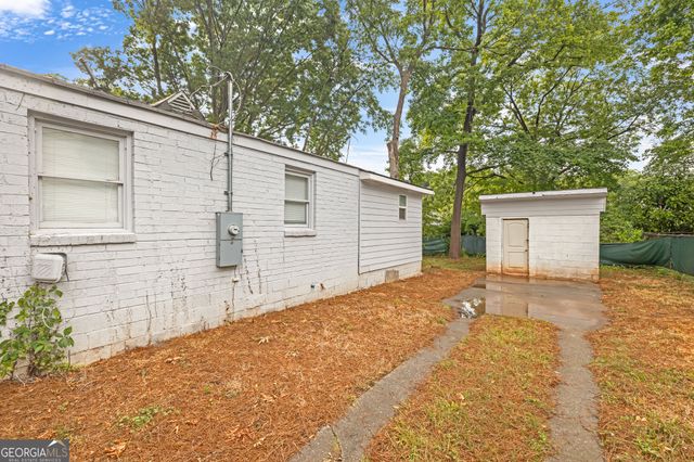 2533 Godfrey Drive NW, Atlanta, GA 30318