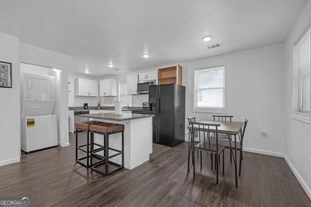 2533 Godfrey Drive NW, Atlanta, GA 30318