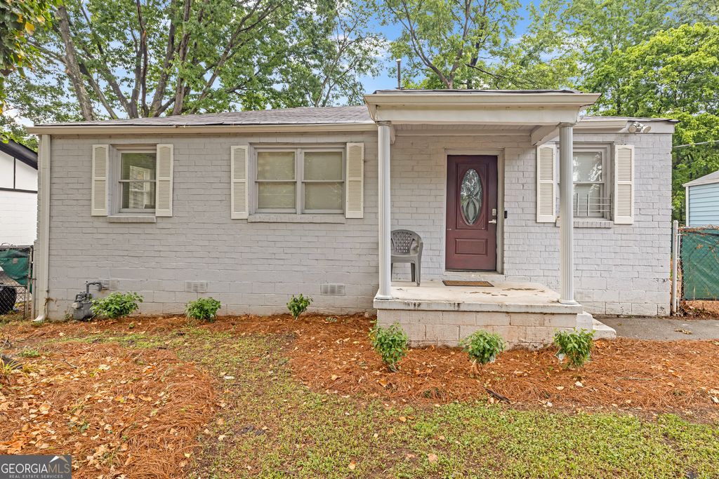 2533 Godfrey Drive NW, Atlanta, GA 30318