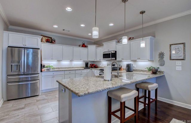 293 Mountain Terrace Circle, Maumelle, AR 72113