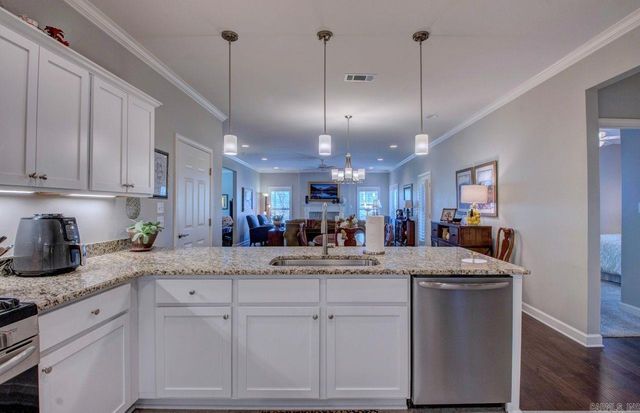 293 Mountain Terrace Circle, Maumelle, AR 72113