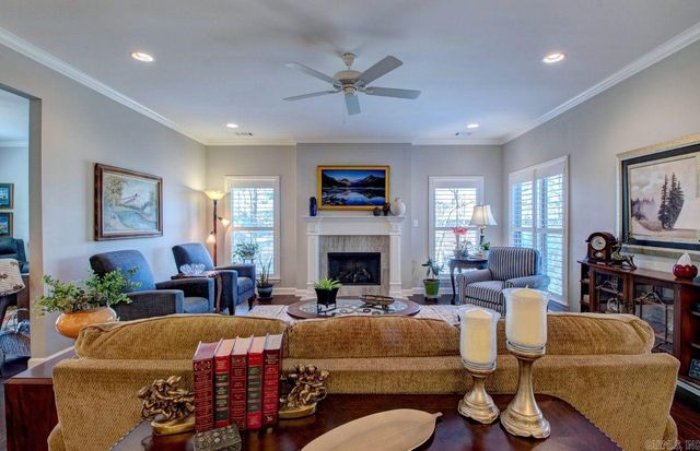 293 Mountain Terrace Circle, Maumelle, AR 72113