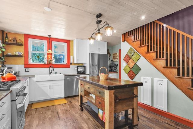 12 N Juniper ST, Hampton, VA 23669