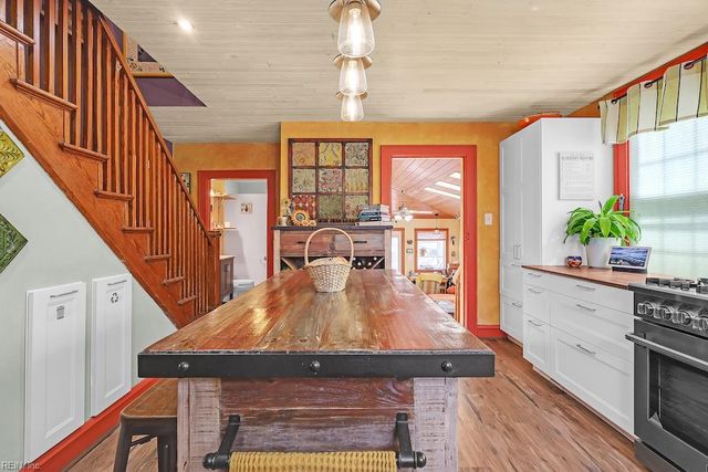 12 N Juniper ST, Hampton, VA 23669