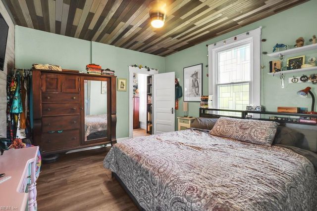 12 N Juniper ST, Hampton, VA 23669