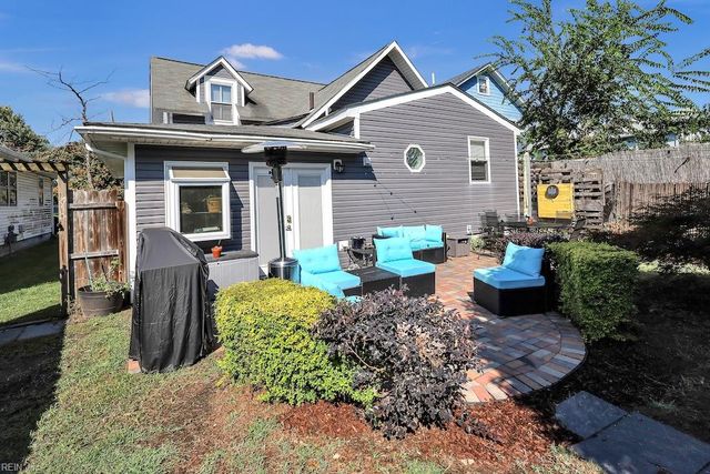 12 N Juniper ST, Hampton, VA 23669