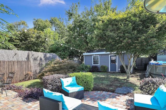 12 N Juniper ST, Hampton, VA 23669