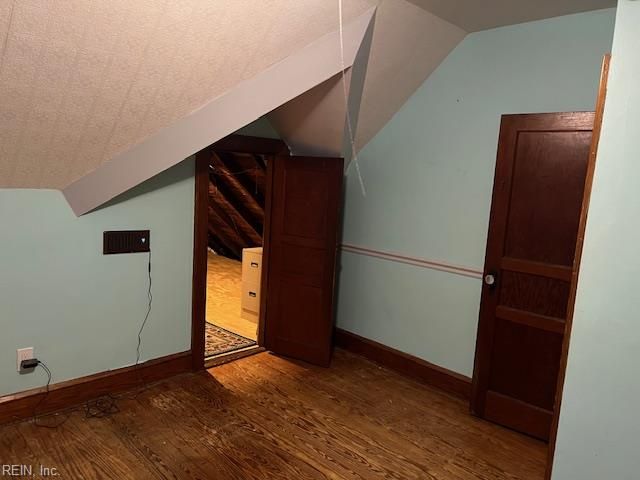 12 N Juniper ST, Hampton, VA 23669