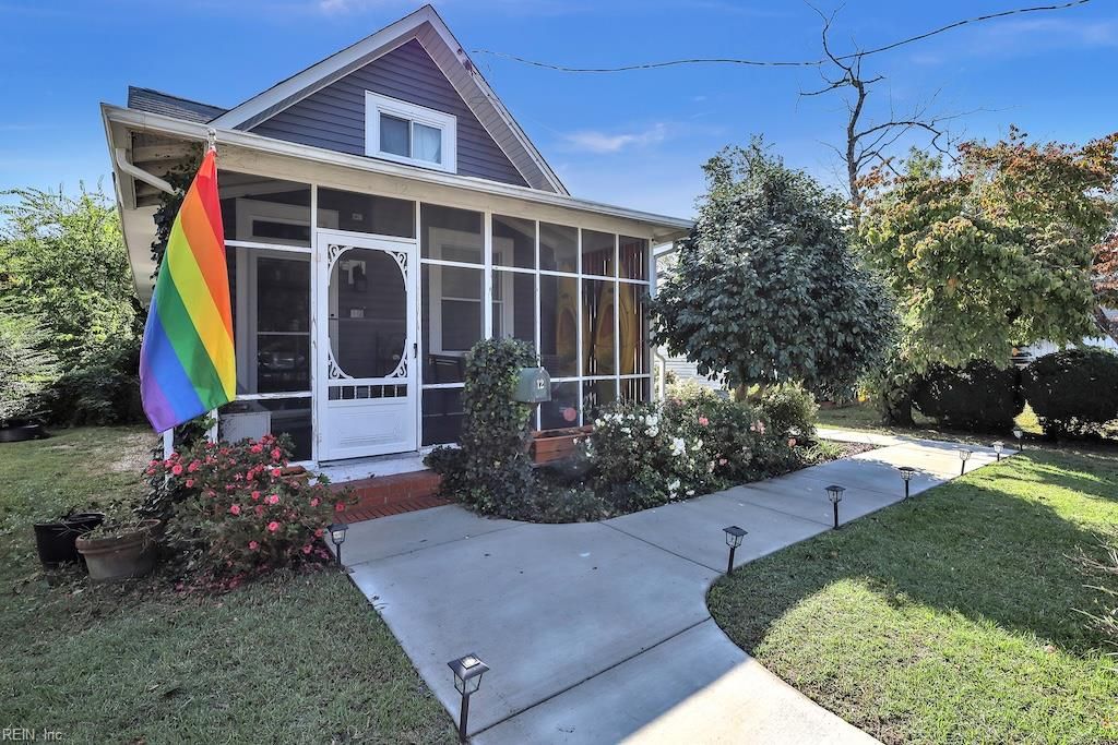 12 N Juniper ST, Hampton, VA 23669