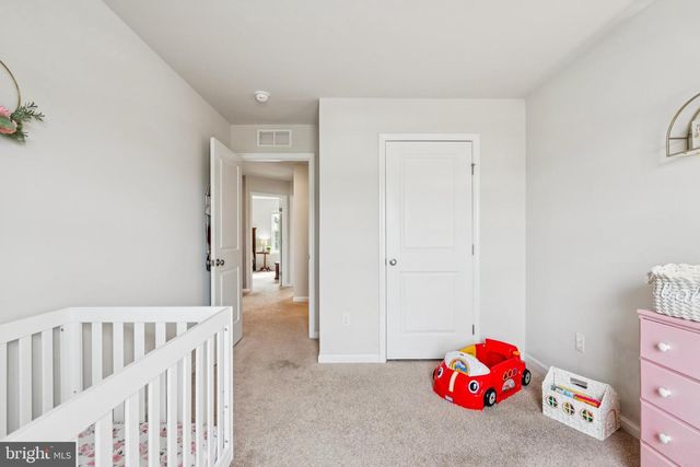 5 EISENHOWER DR, Bridgeton, NJ 08302