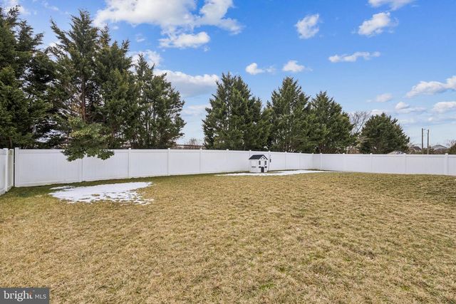 5 EISENHOWER DR, Bridgeton, NJ 08302