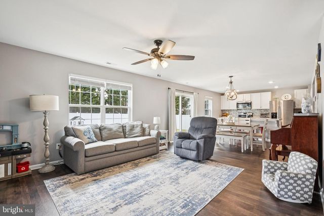 5 EISENHOWER DR, Bridgeton, NJ 08302