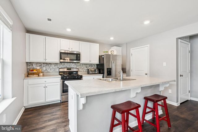 5 EISENHOWER DR, Bridgeton, NJ 08302