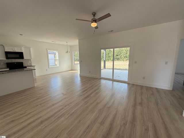 206 Essex Drive, Clinton, SC 29325