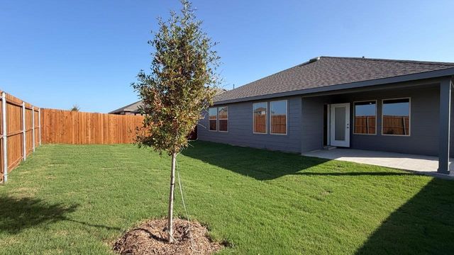 206 Van Horn Drive, Terrell, TX 75160