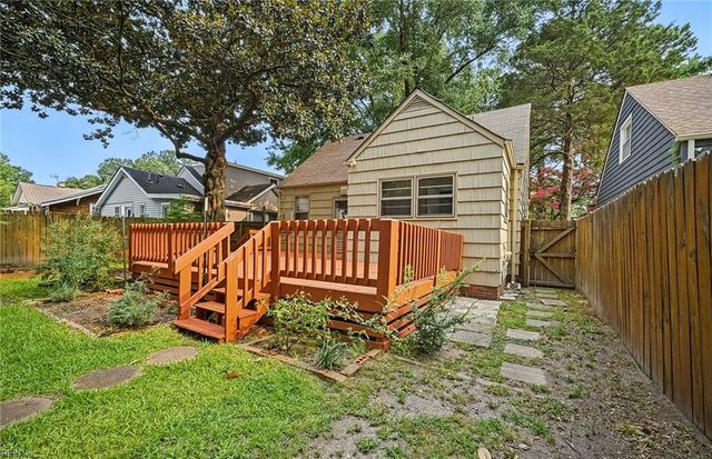 1515 Longwood DR, Norfolk, VA 23508