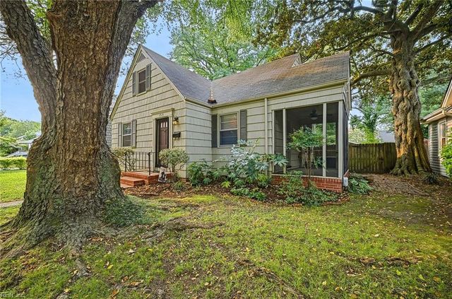 1515 Longwood DR, Norfolk, VA 23508