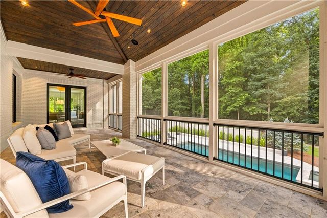 5260 Long Island Drive NW, Atlanta, GA 30327