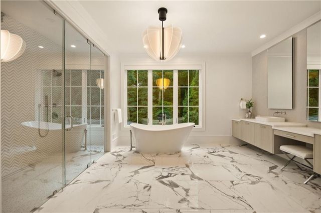 5260 Long Island Drive NW, Atlanta, GA 30327