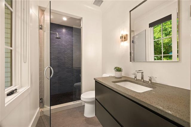 5260 Long Island Drive NW, Atlanta, GA 30327