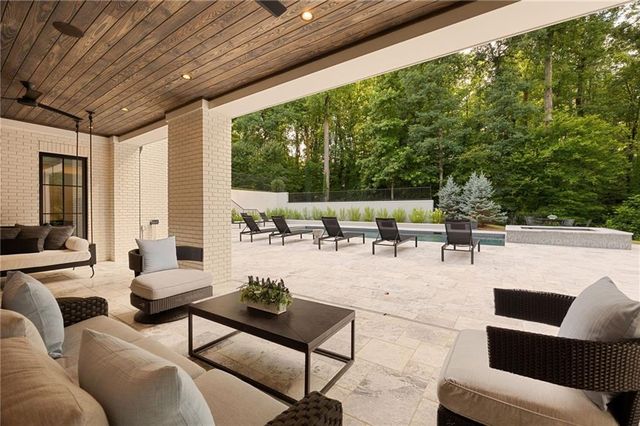5260 Long Island Drive NW, Atlanta, GA 30327