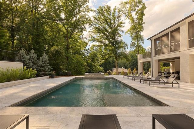 5260 Long Island Drive NW, Atlanta, GA 30327