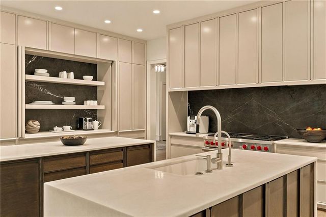 5260 Long Island Drive NW, Atlanta, GA 30327