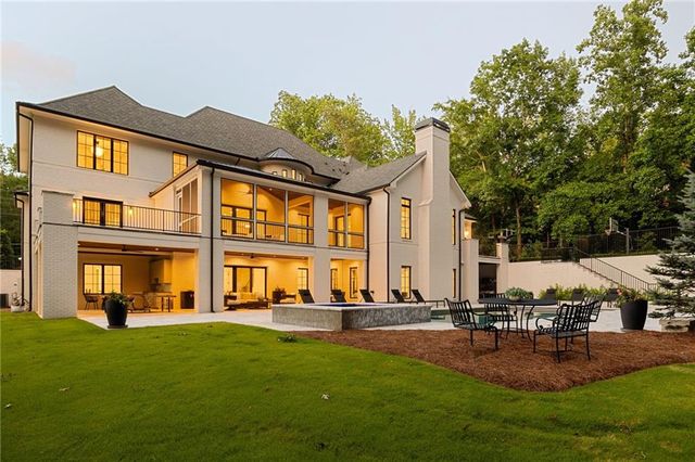 5260 Long Island Drive NW, Atlanta, GA 30327