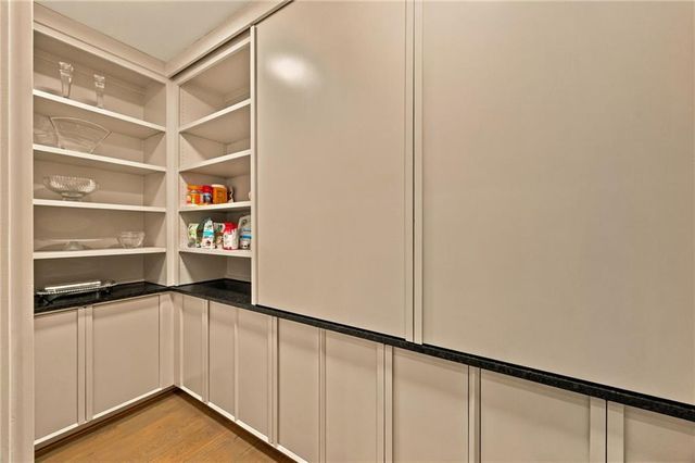 5260 Long Island Drive NW, Atlanta, GA 30327