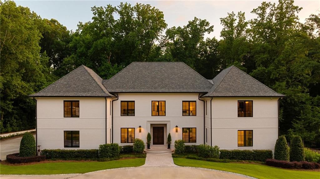 5260 Long Island Drive NW, Atlanta, GA 30327