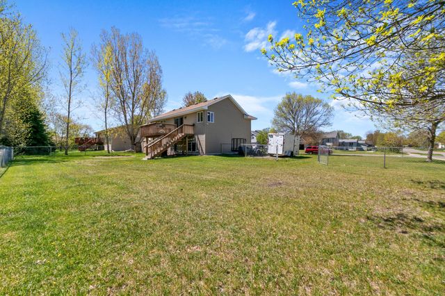 702 4th Avenue SW, Isanti, MN 55040