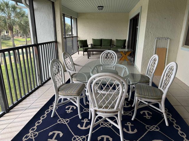 77 Village Del Lago Cir, St Augustine, FL 32080