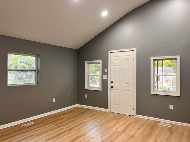 1015 Hillcrest Avenue, Springfield, OH 45504